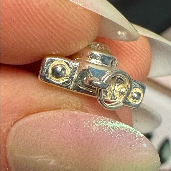 Vintage Sterling Silver .925 Charm Pendant Camera with Cubic Zirconia - Picture 5 of 5